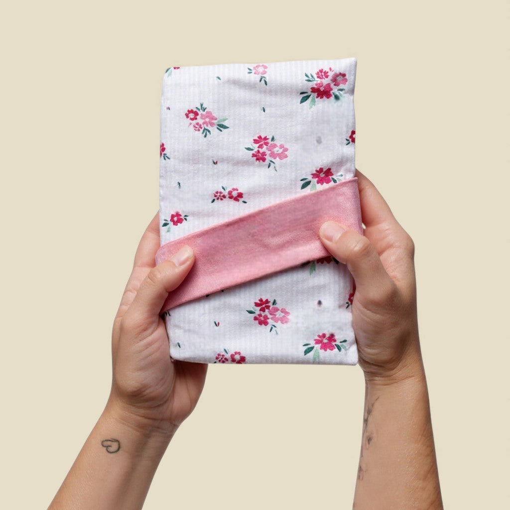 Buchschutz Rosa Blüten